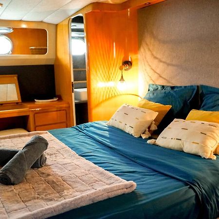 Yacht Aquamarina Vieux Port La Rochelle Ξενοδοχείο Λα Ροσέλ Εξωτερικό φωτογραφία