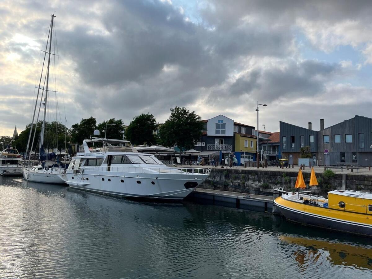 Yacht Aquamarina Vieux Port La Rochelle Ξενοδοχείο Λα Ροσέλ Εξωτερικό φωτογραφία